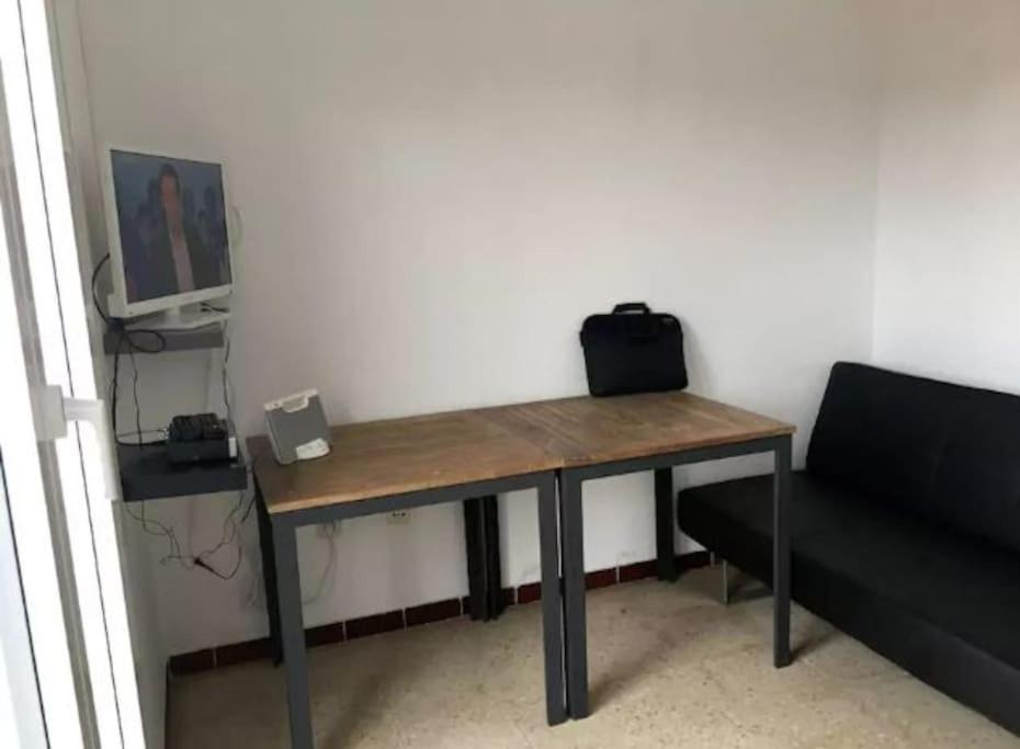Empuriabrava, T2 Avec Piscine, Terrasse, Barbecue Apartment Екстериор снимка